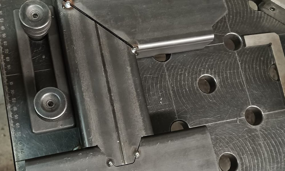 Échantillon de Découpe 13